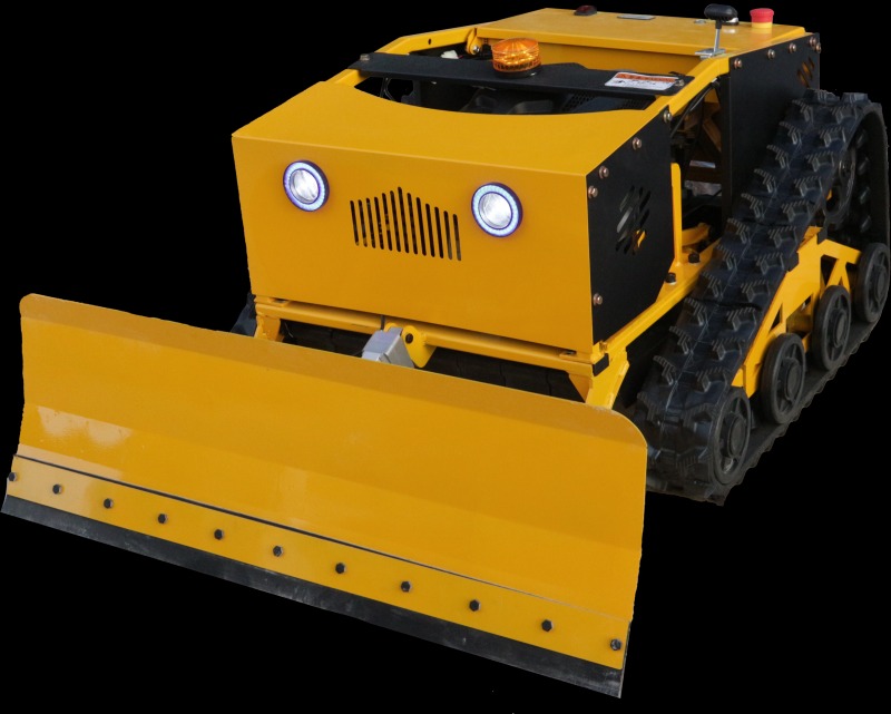 SUNGAのラジコン草刈機、発売 排土板装備で除雪も可能